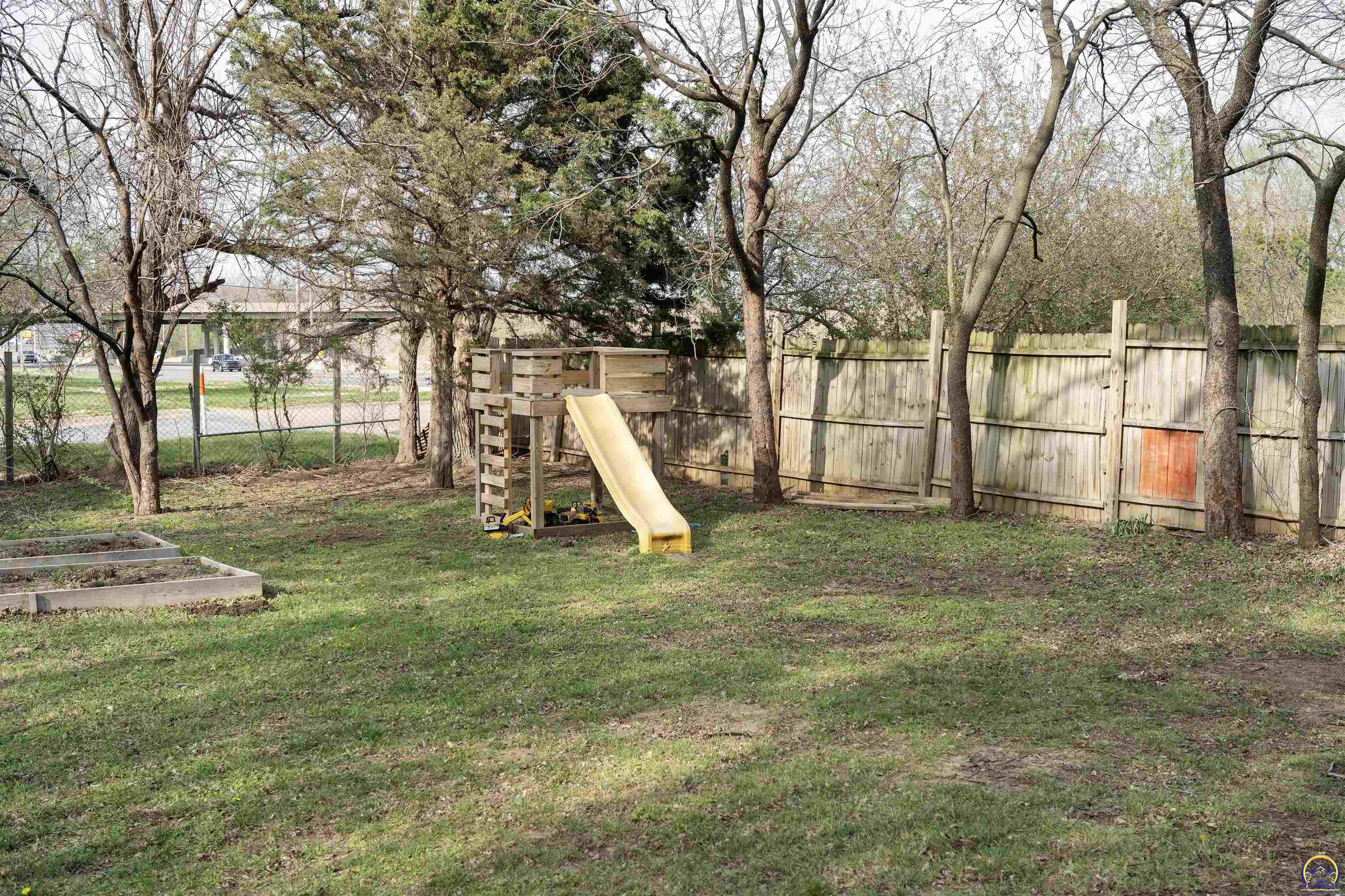 5200 Southwest 31st Street Topeka, KS 66614 - Photo 47 of 48