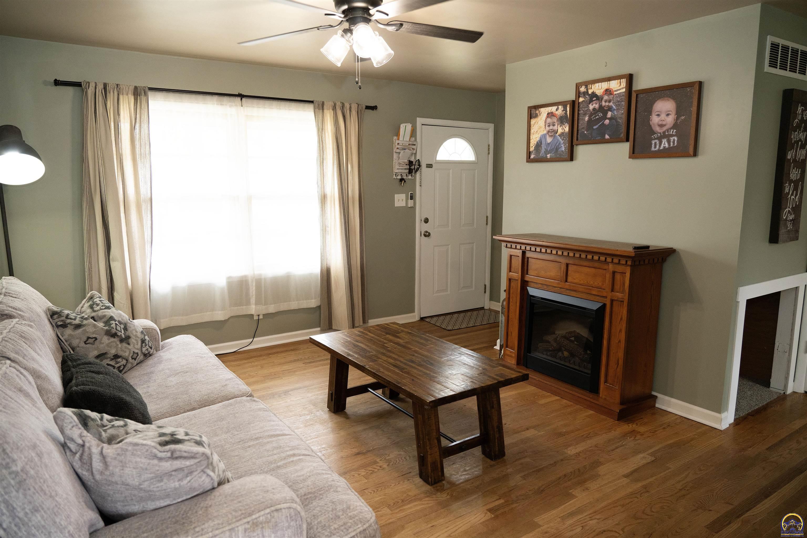 5200 Southwest 31st Street Topeka, KS 66614 - Photo 5 of 48