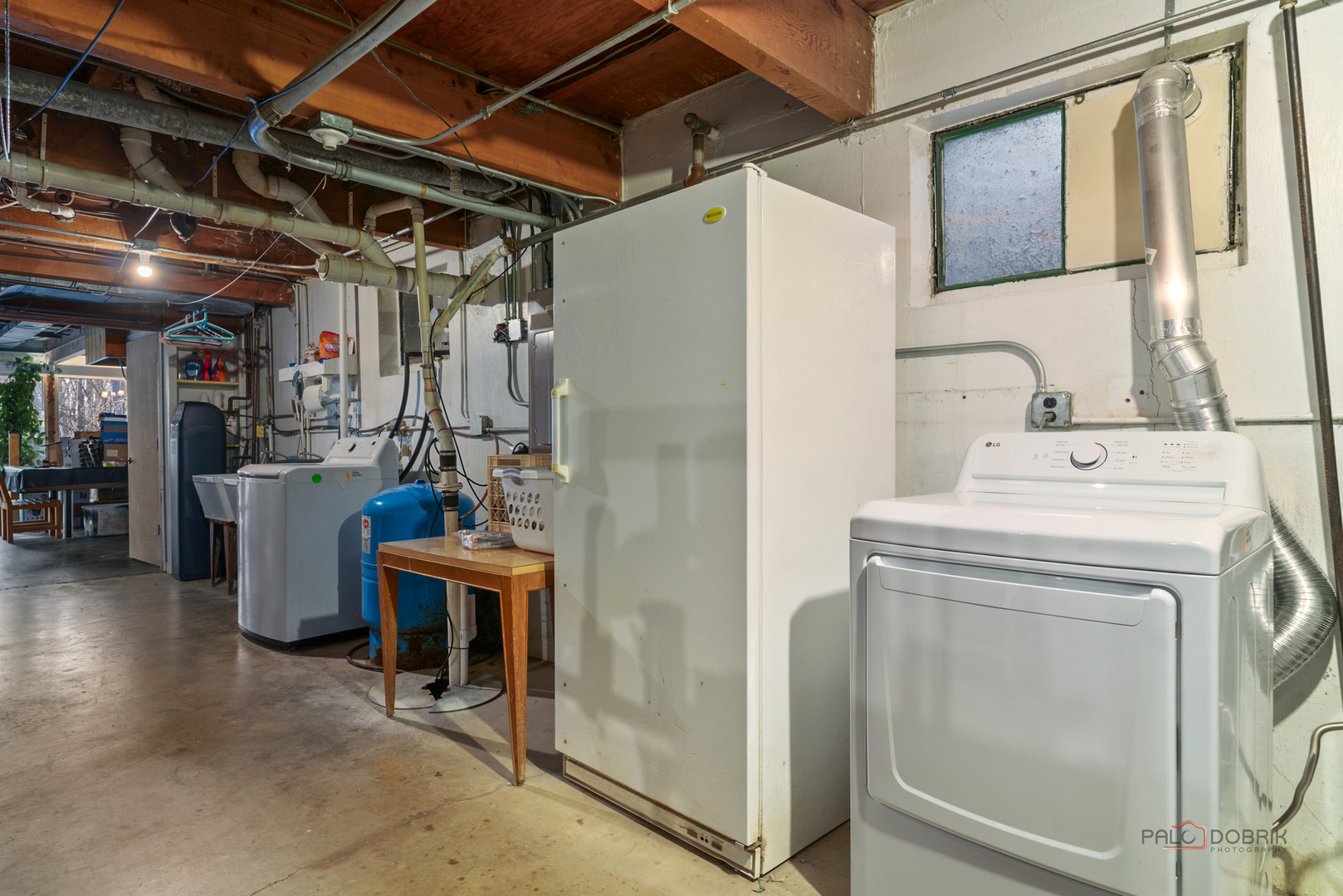 1161 Oak Spring Lane Libertyville, IL 60048 - Photo 20 of 30 a utility room with dryer and washer