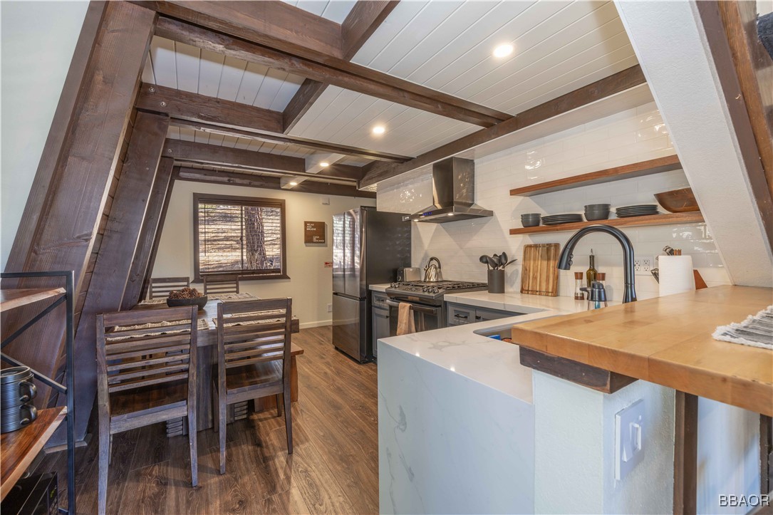 1107 Cedar Mountain Road Big Bear City, CA 92314 - Photo 7 of 42