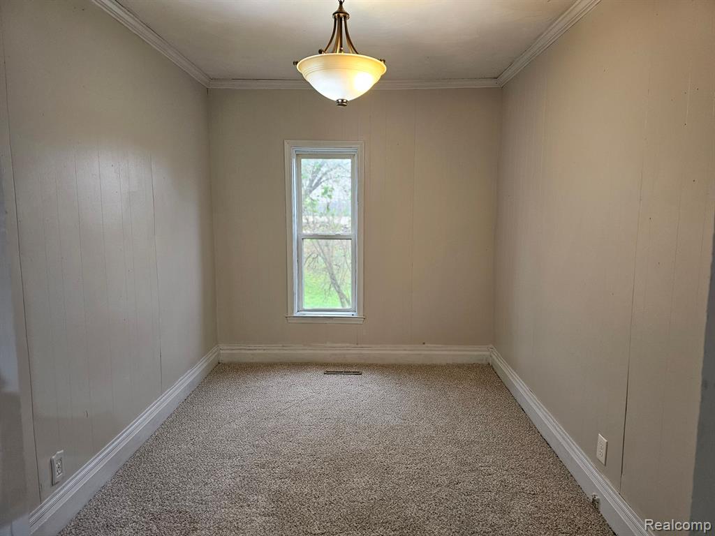 6511 Green Road Fenton, MI 48430 - Photo 25 of 38
