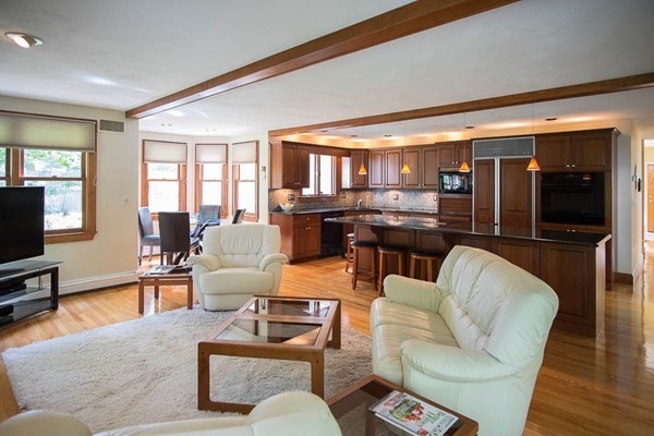 90 York Road Mansfield, MA 02048 - Photo 5 of 30 Gallery Image 5