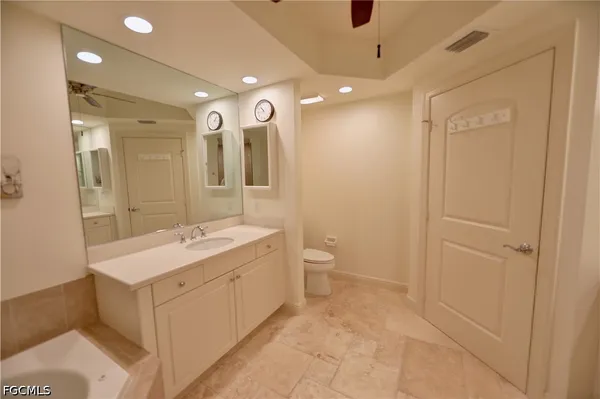 $3,000 | 2090 West First Street, Unit 1009, Fort Myers, FL 33901