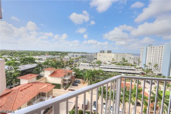 $3,000 | 2090 West First Street, Unit 1009, Fort Myers, FL 33901