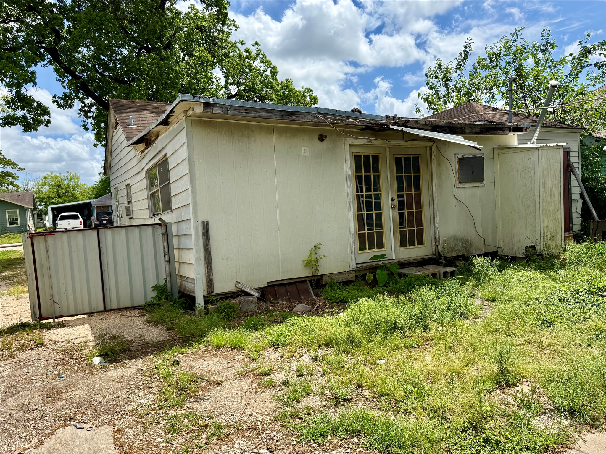 310 Center Street Pasadena, TX 77506 - Photo 5 of 10