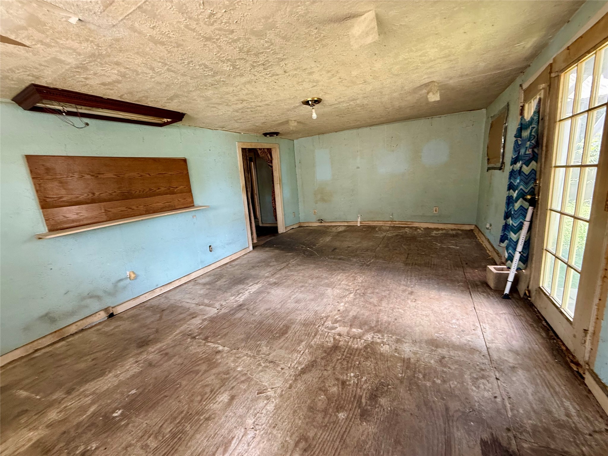 310 Center Street Pasadena, TX 77506 - Photo 8 of 10
