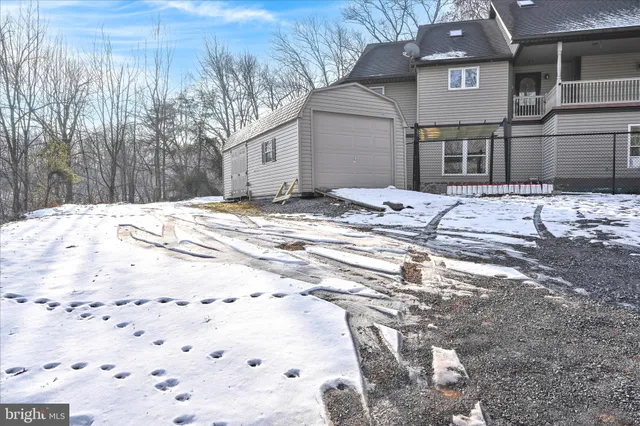 $600,000 | 381 Michters Road, Newmanstown, PA 17073