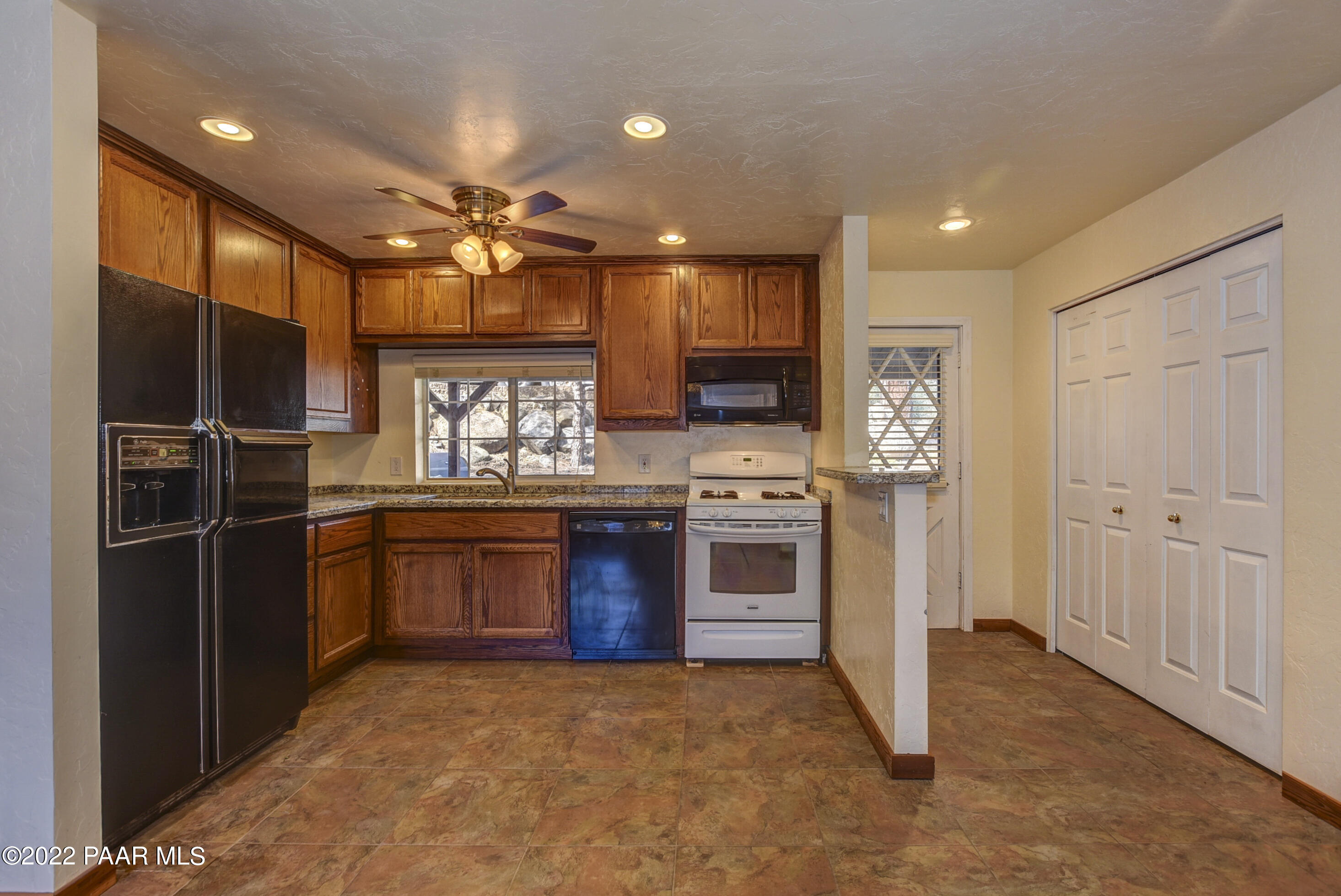 1999 Idylwild Road Prescott, AZ 86305 - Photo 26 of 33 Guest House Kitchen 1