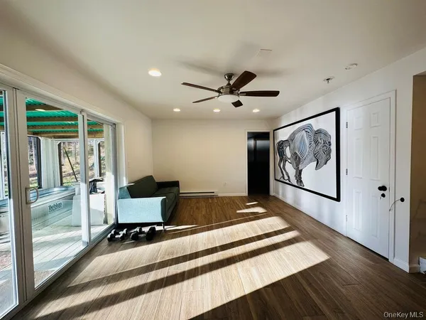 a view of living room washer and dryer