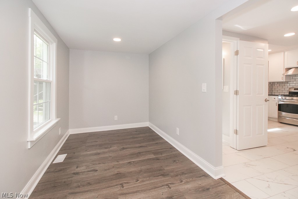 3523 Northcliffe Road Cleveland Heights, OH 44118 - Photo 14 of 34