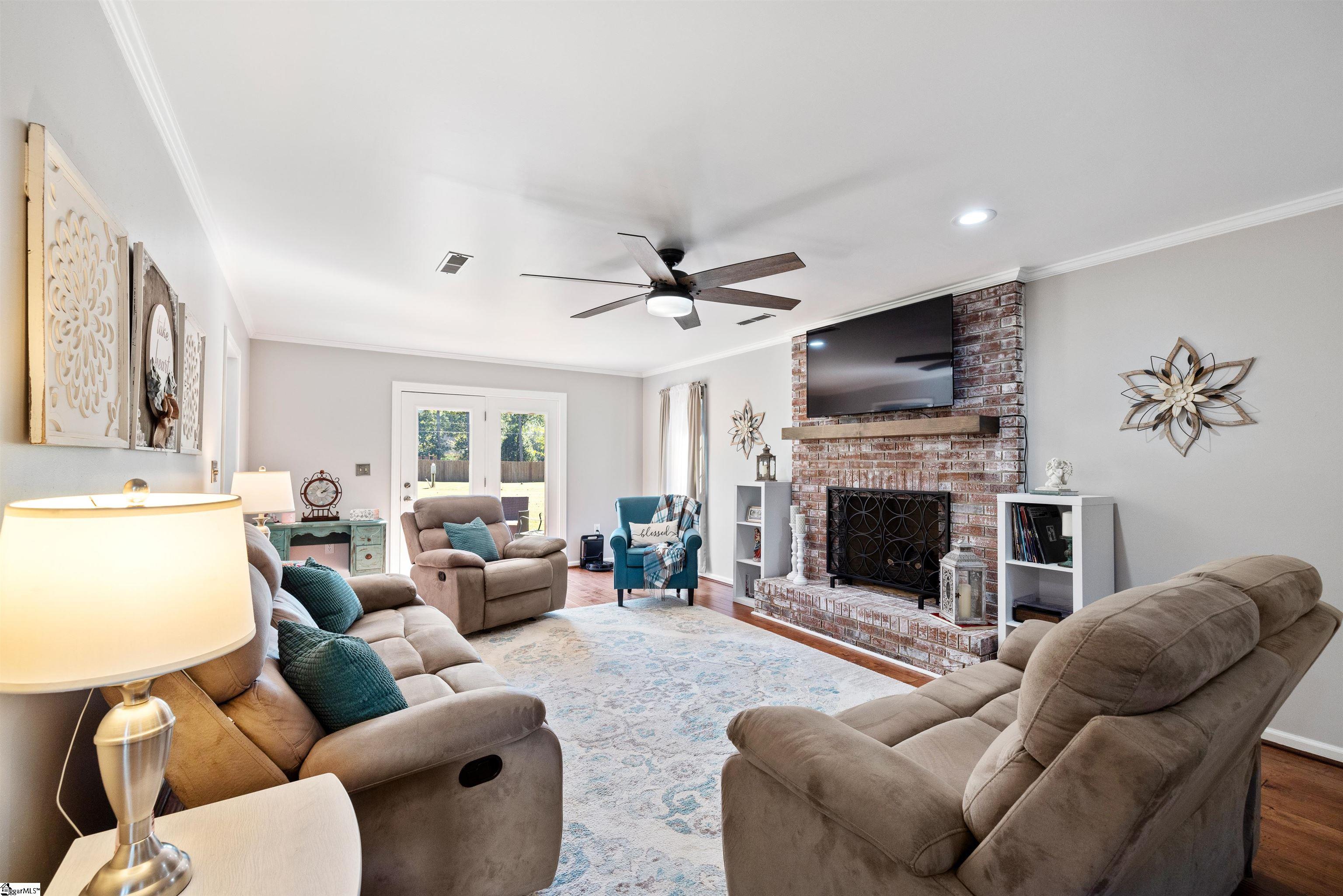 230 Longleaf Road Spartanburg, SC 29301 - Photo 8 of 36 Gallery Image 8