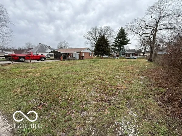 $18,500 | 323 East Kruzan Street, Brazil, IN 47834