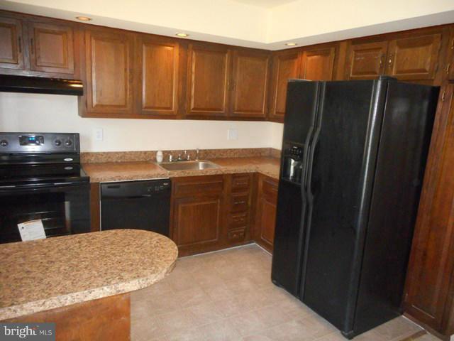 327 Sassafras Road Baltimore, MD 21221 - Photo 6 of 30 Kitchen