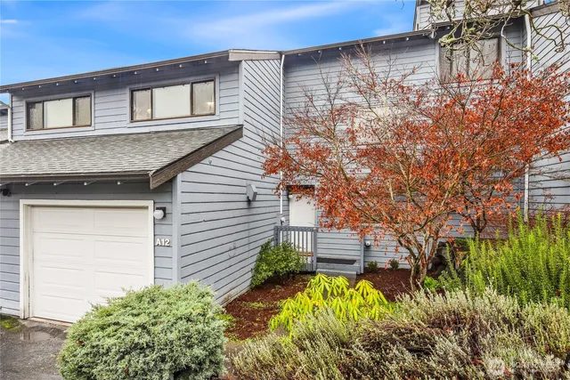 $399,000 | 21658 14th Avenue South, Unit A12, Seattle, WA 98198