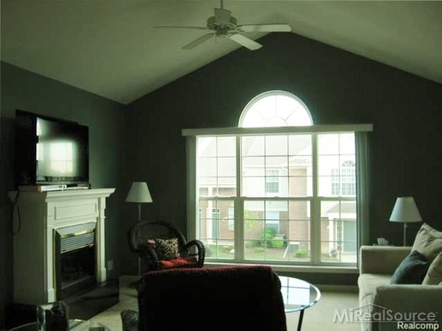 1896 Flagstone Circle, Unit 78 Rochester, MI 48307 - Photo 9 of 14 31227990-8.JPG