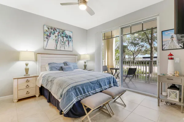 $4,000 | 1116 University Boulevard, Unit 14, Jupiter, FL 33458