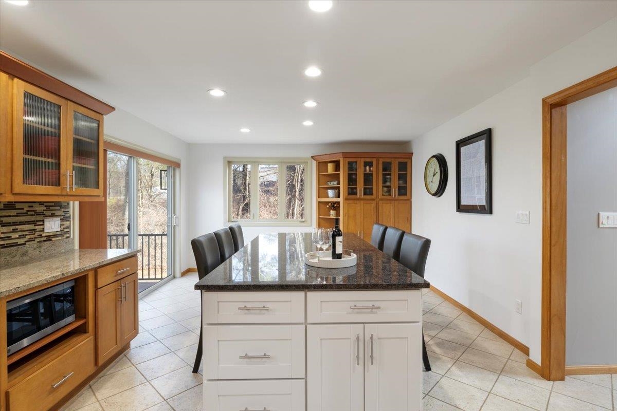 12 Cardinal Circle Derry, NH 03038 - Photo 17 of 42