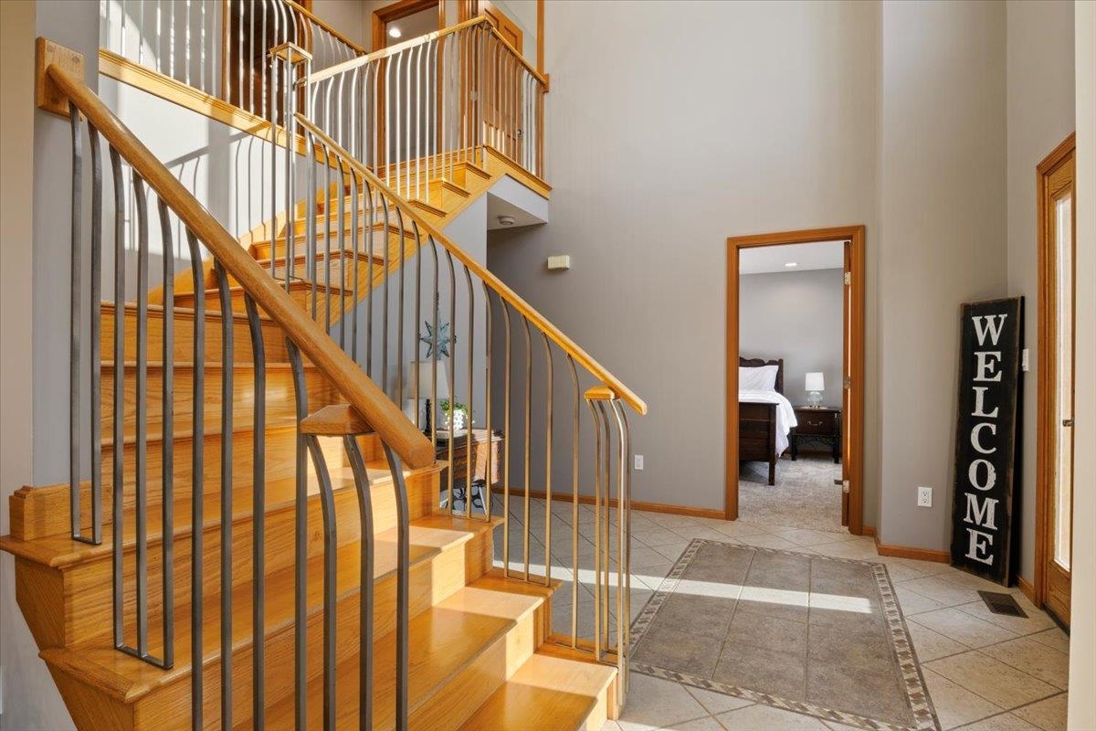 12 Cardinal Circle Derry, NH 03038 - Photo 6 of 42