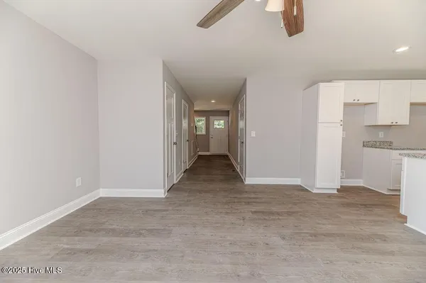 $1,950 | 925 West Massachusetts Avenue, Southern Pines, NC 28387