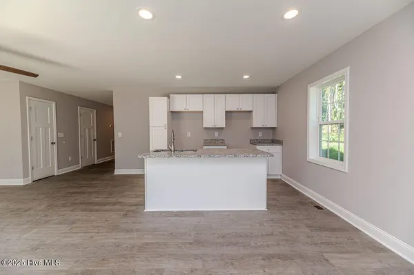 $1,950 | 925 West Massachusetts Avenue, Southern Pines, NC 28387