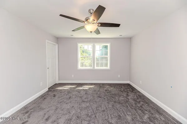 $1,950 | 925 West Massachusetts Avenue, Southern Pines, NC 28387