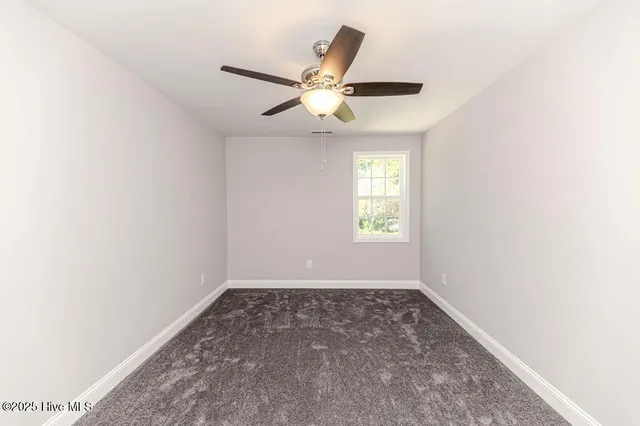 $1,950 | 925 West Massachusetts Avenue, Southern Pines, NC 28387