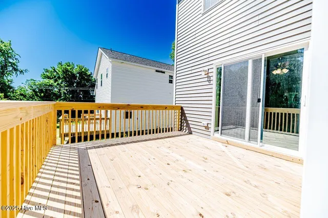 $1,950 | 925 West Massachusetts Avenue, Southern Pines, NC 28387