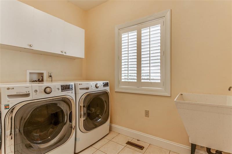 3823 New Texas Road Pittsburgh, PA 15239 - Photo 13 of 24