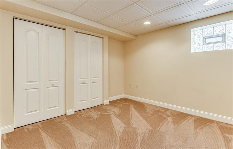 3823 New Texas Road Pittsburgh, PA 15239 - Photo 22 of 24