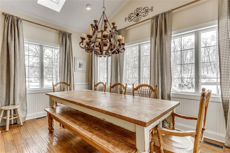 3823 New Texas Road Pittsburgh, PA 15239 - Photo 9 of 24
