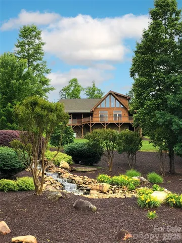 $784,900 | 16 Saratoga Drive, Nebo, NC 28761