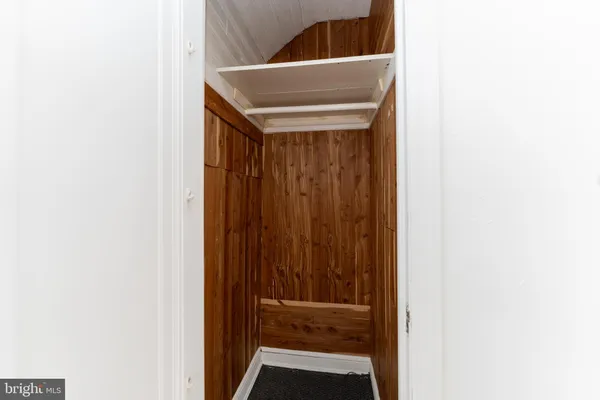 a view of walk in closet