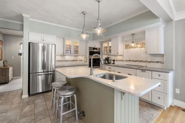 $1,200,000 | 62 Oakland Street, Natick, MA 01760