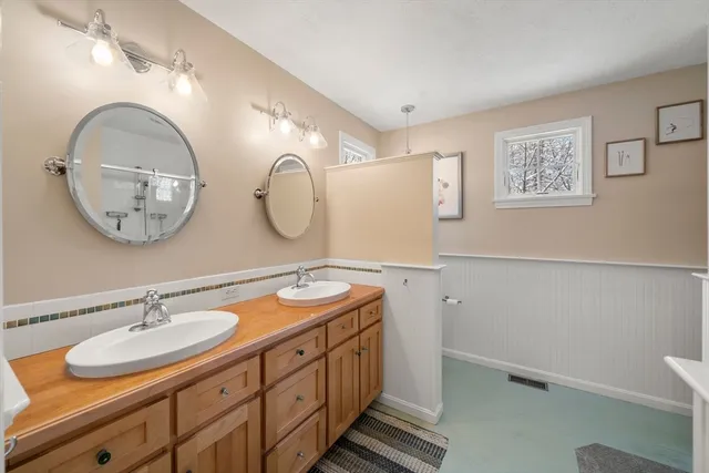 $1,200,000 | 62 Oakland Street, Natick, MA 01760