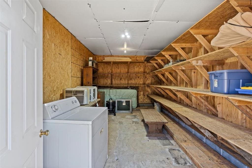 11 Paige Street Cartersville, GA 30121 - Photo 40 of 49 a utility room with dryer and washer