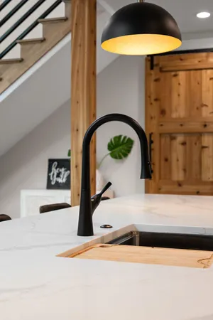 $1,499,999 | 548 East 1400 South, Kouts, IN 46347