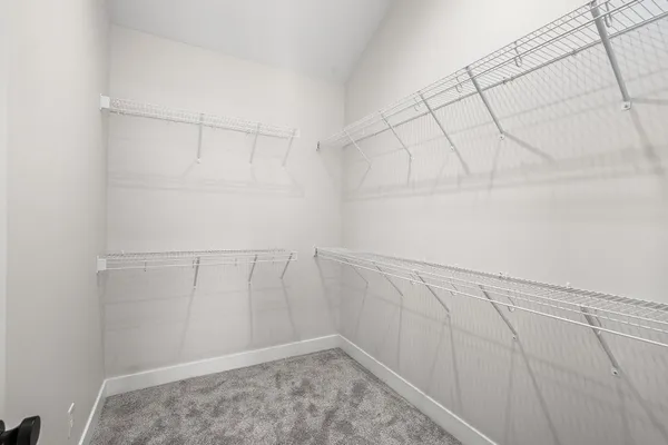 $1,499,999 | 548 East 1400 South, Kouts, IN 46347