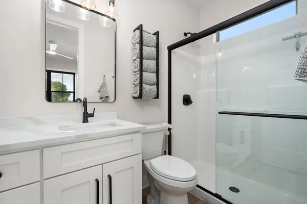 $1,499,999 | 548 East 1400 South, Kouts, IN 46347