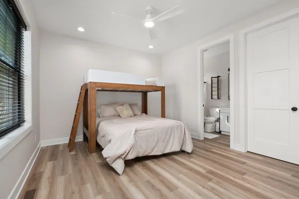 $1,499,999 | 548 East 1400 South, Kouts, IN 46347