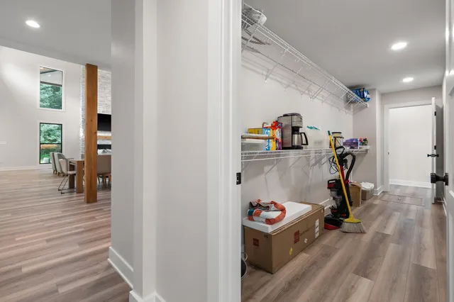 $1,549,000 | 548 East 1400 South, Kouts, IN 46347