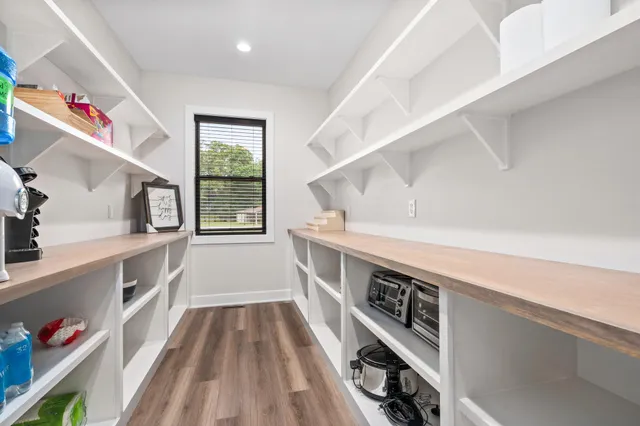 $1,549,000 | 548 East 1400 South, Kouts, IN 46347