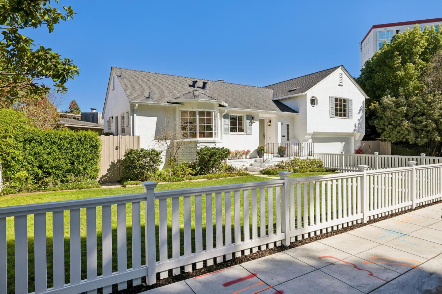 22 De Sabla Road San Mateo, CA 94402 - Photo 3 of 90
