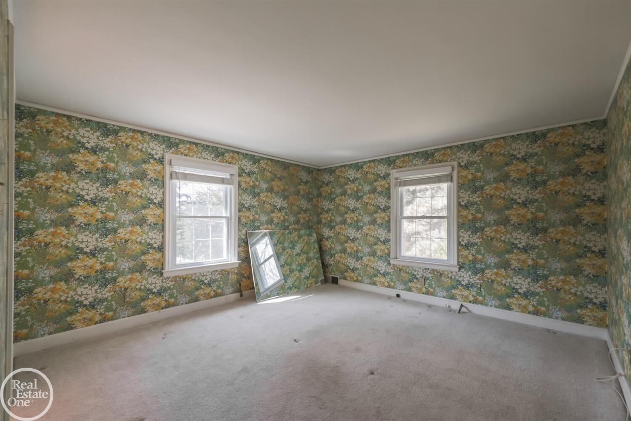 315 Touraine Road Grosse Pointe, MI 48236 - Photo 20 of 33 50037055-19.JPG