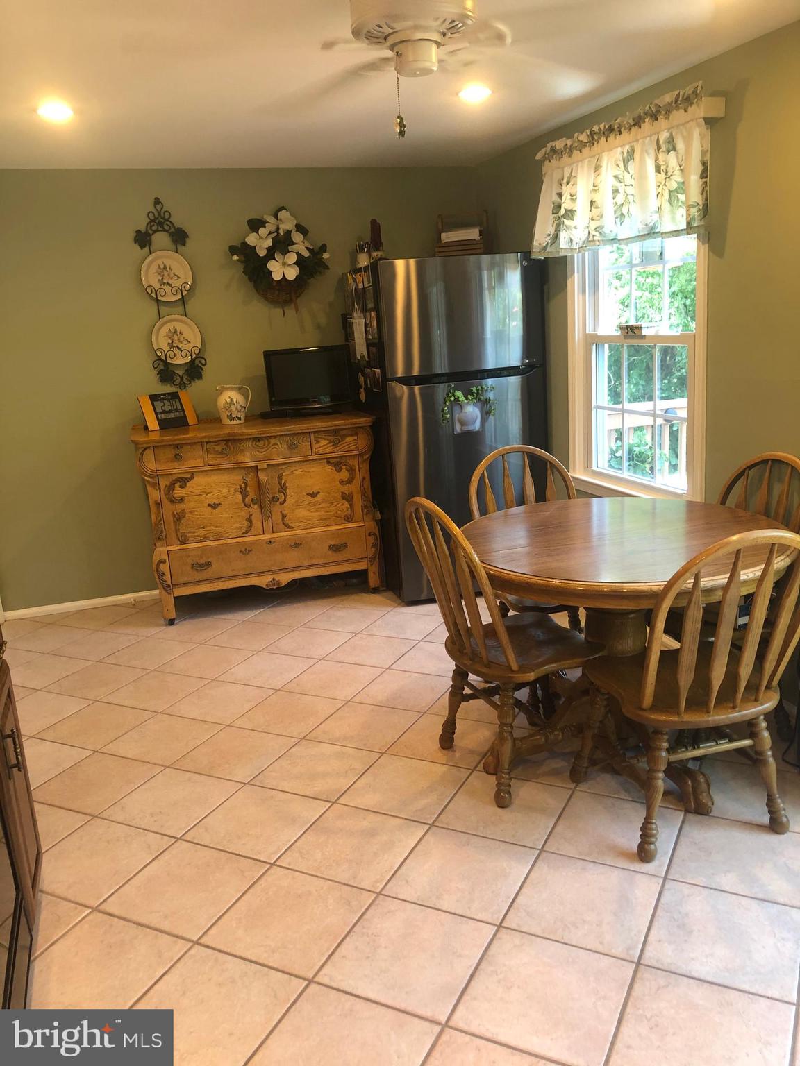 9109 Deviation Road Baltimore, MD 21236 - Photo 8 of 12