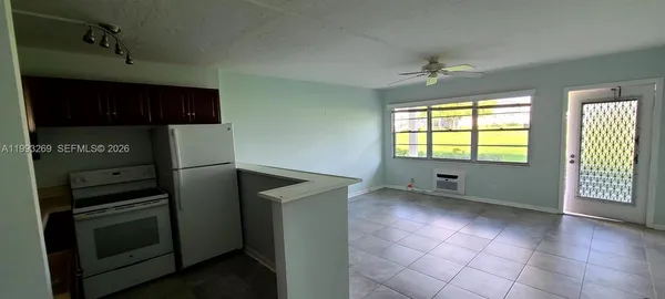 $1,350 | 7 Fanshaw A, Unit 7, Boca Raton, FL 33434