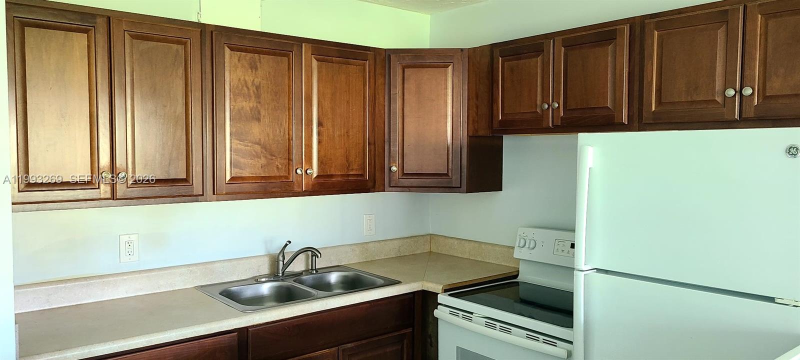 7 Fanshaw A, Unit 7 Boca Raton, FL 33434 - Photo 7 of 47