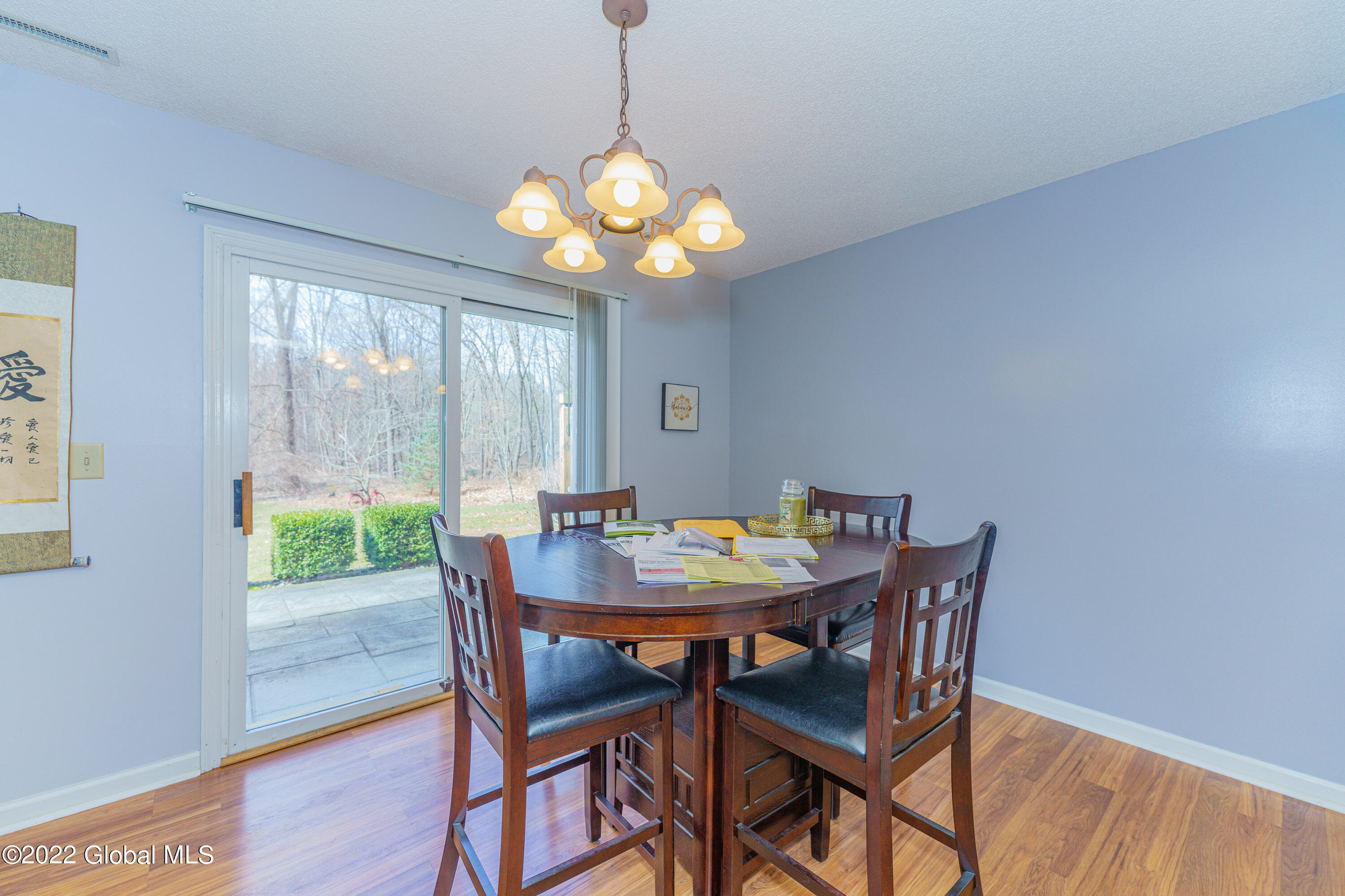 4075 Georgetown Square Schenectady, NY 12303 - Photo 12 of 40 2 Diningroom 1