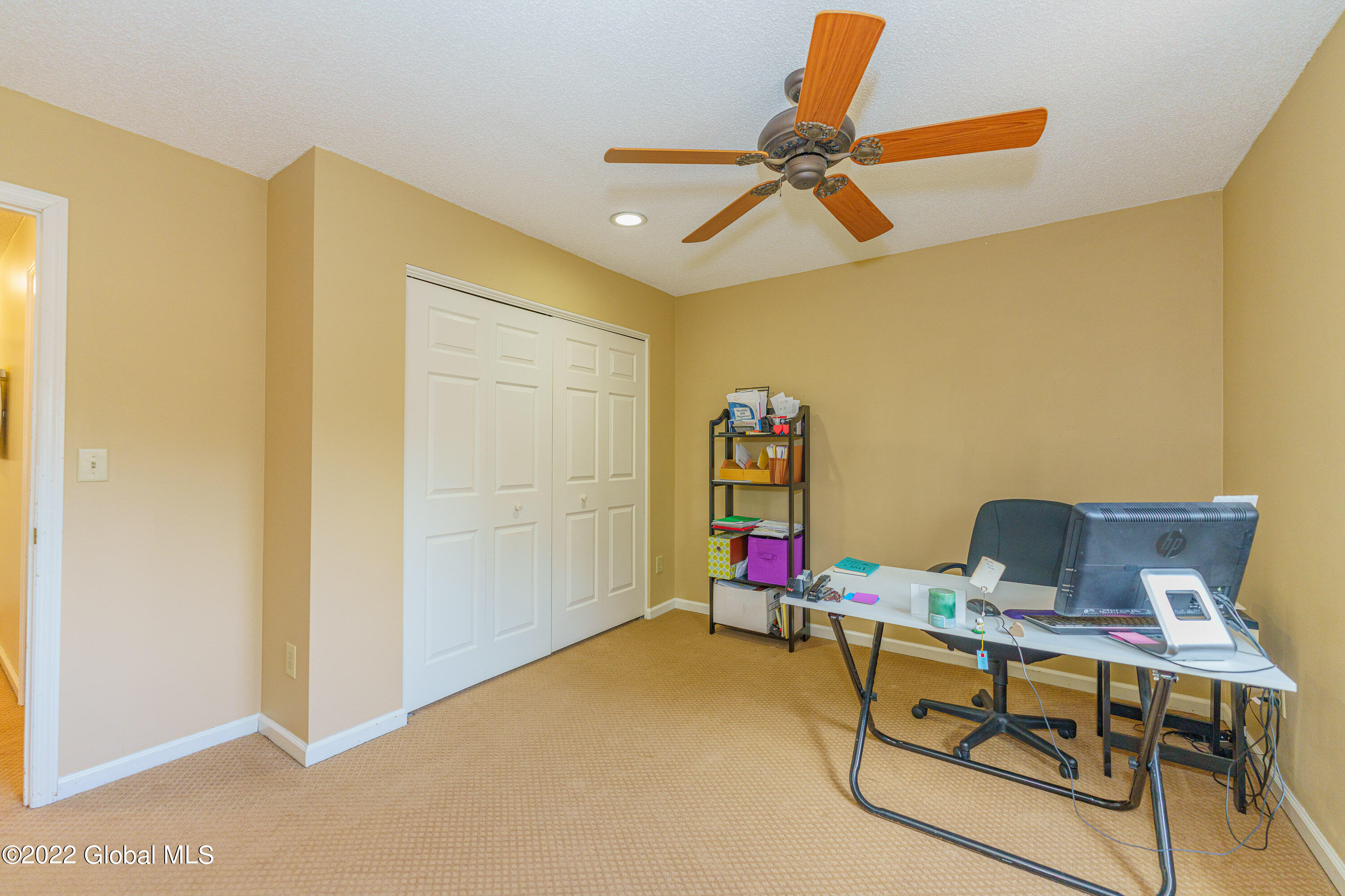 4075 Georgetown Square Schenectady, NY 12303 - Photo 29 of 40 6 Bedroom 2