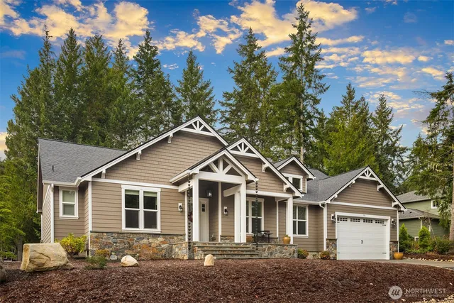 $819,000 | 50 East Eastwood Lane, Union, WA 98592