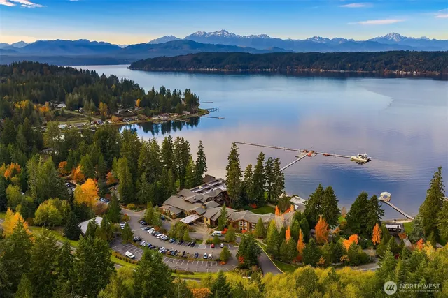 $819,000 | 50 East Eastwood Lane, Union, WA 98592